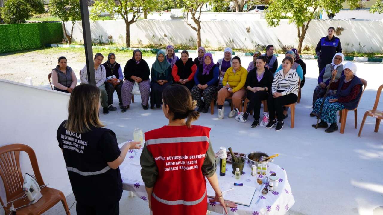 Büyükşehirden Muğla’da Muhtarlara Akademik Destek 1